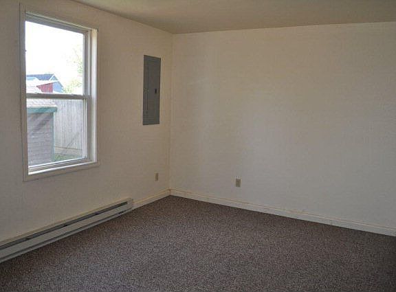 5th image of 605 W Gardner St