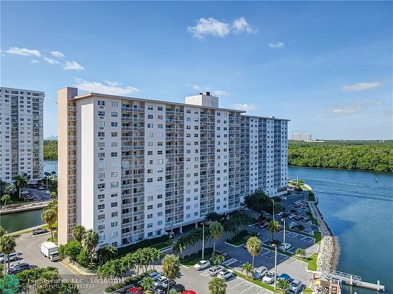 1st image of 400 Kings Point Dr APT 830