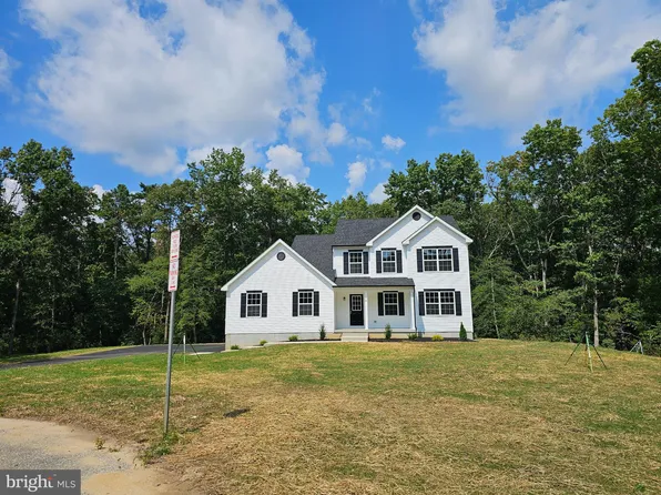 14 Whitetail Dr, Elmer, NJ 08318