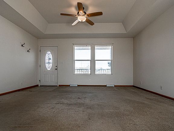 3rd image of 1421 Malstead Way