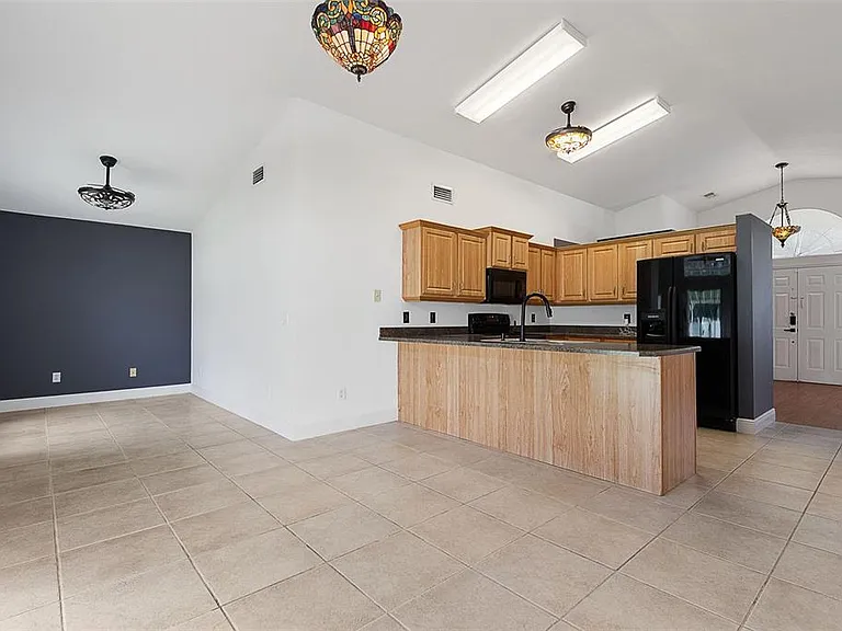 113 Whippoorwill Dr — Photo 12