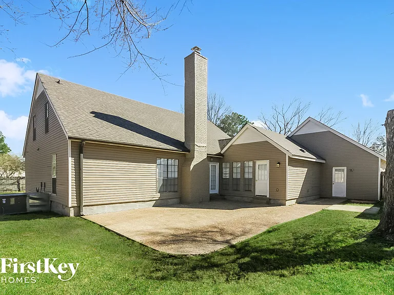 7650 Charstone Dr — Photo 14
