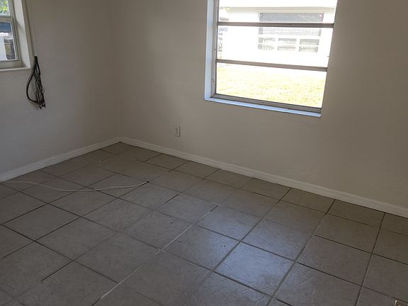 2nd image of 1937 McKinley St APT 4