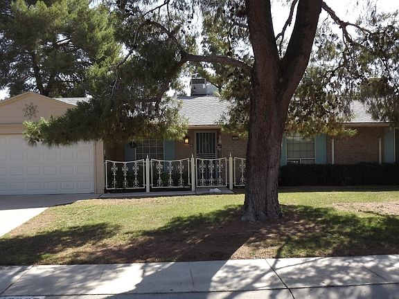 3rd image of 13635 W Redwood Drive