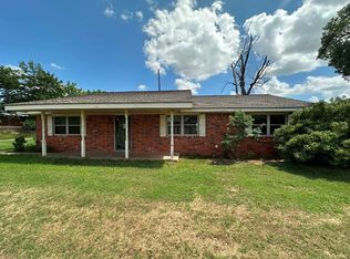 900 W Lakeview Rd, Elk City, OK 73644