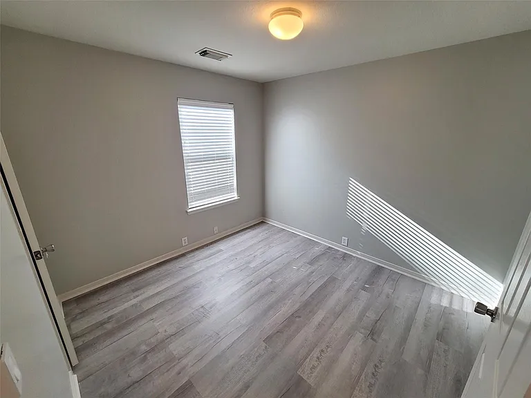 603 Cypresswood Rdg — Photo 8