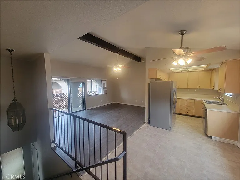 15005 Indiana Ave — Photo 18