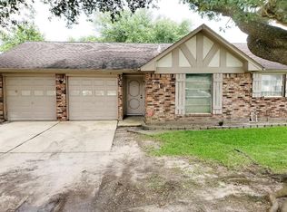 711 Bennett Dr, Pasadena, TX 77503