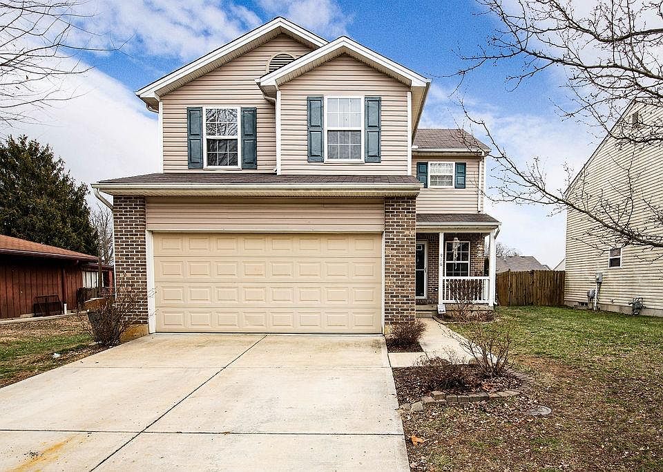 1st image of 916 Brookwood Dr
