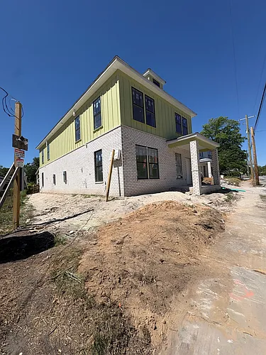 2462 Millwood Ave Photo 1