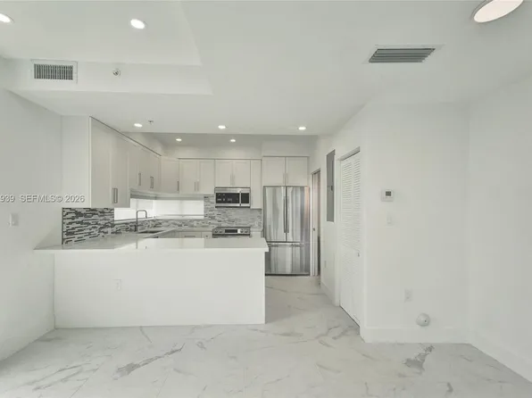 7645 Carlyle Ave #5, Miami Beach, FL 33141
