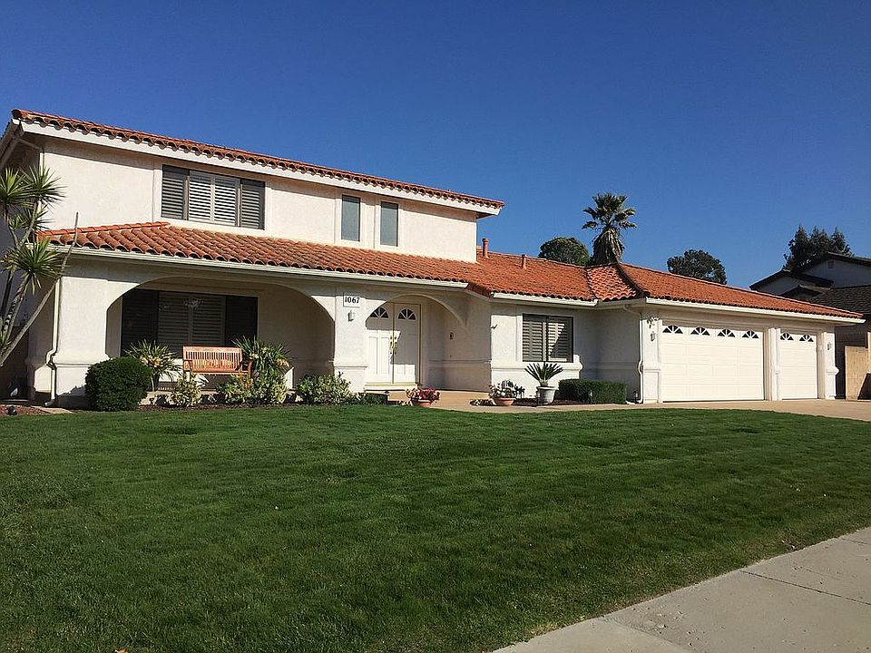 1st image of 1067 Foxenwood Dr
