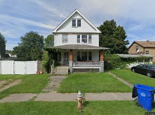 3804 E 72nd St, Cleveland, OH 44105