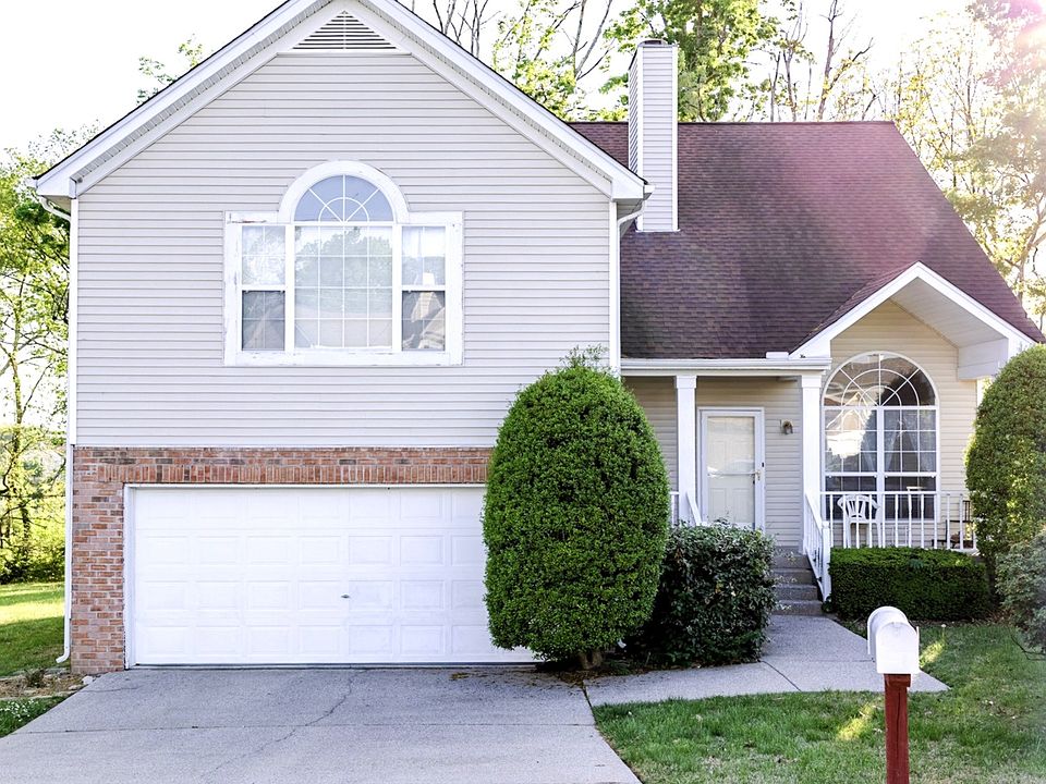 1st image of 424 Asheford Ct