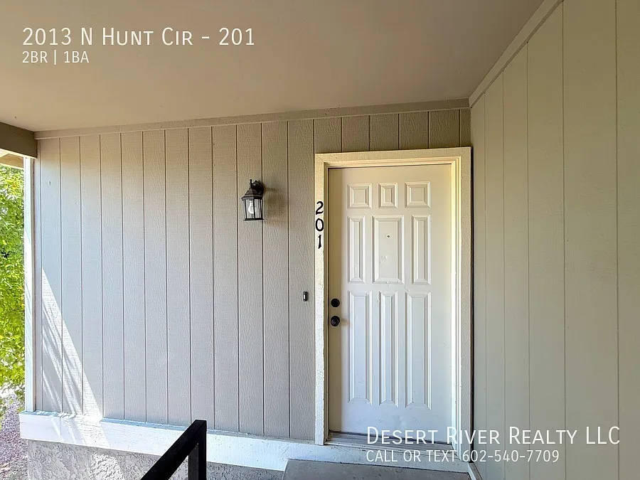 2013 N Hunt Cir #201