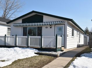 3337 La Salle St, Racine, WI 53402