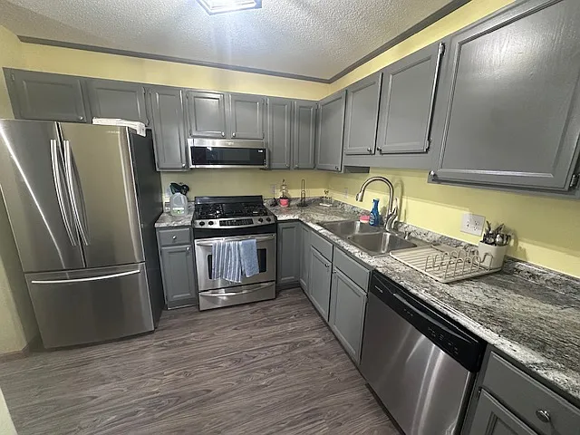18163 Meadow Ln — Photo 5