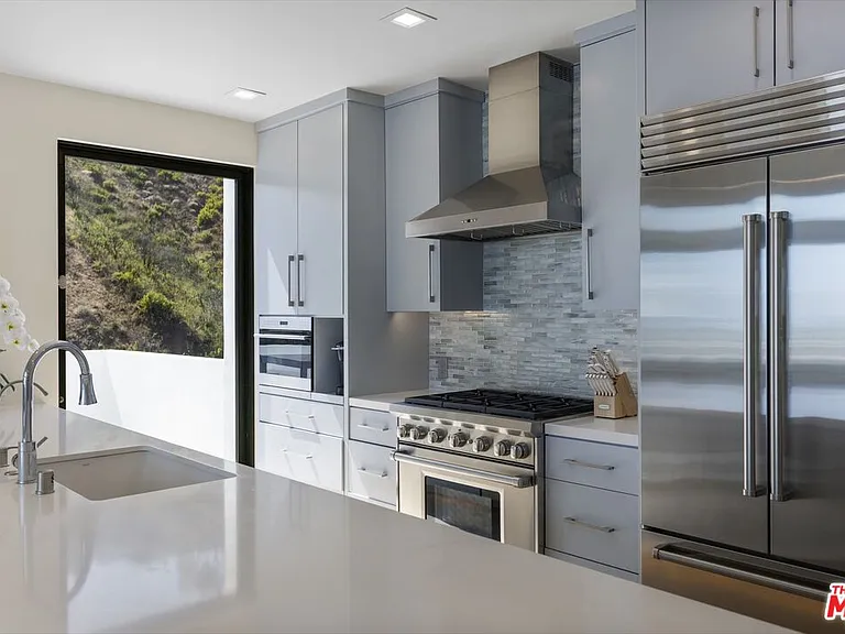 3851 Sweetwater Canyon Dr — Photo 6