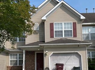 335 Nottingham Dr, Chesapeake, VA 23322