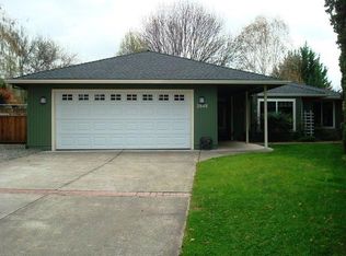 2848 Sandberg Ct, Medford, OR 97504