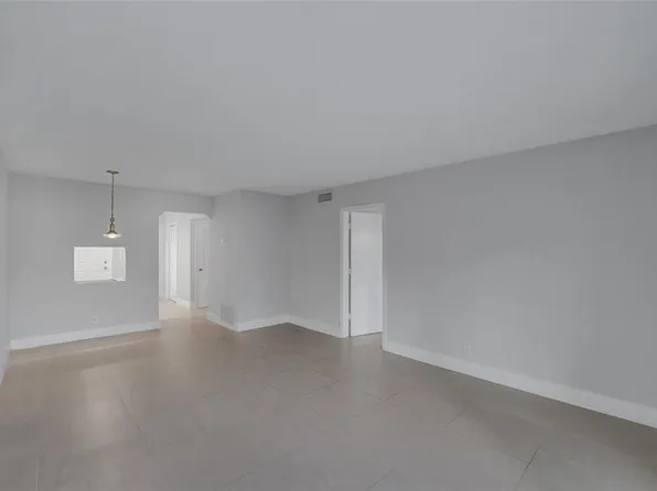 1439 S Ocean Boulevard #205, Lauderdale By The Sea, FL 33062