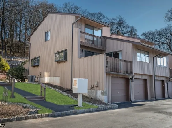 446 Hill St, Boonton Town, NJ 07005