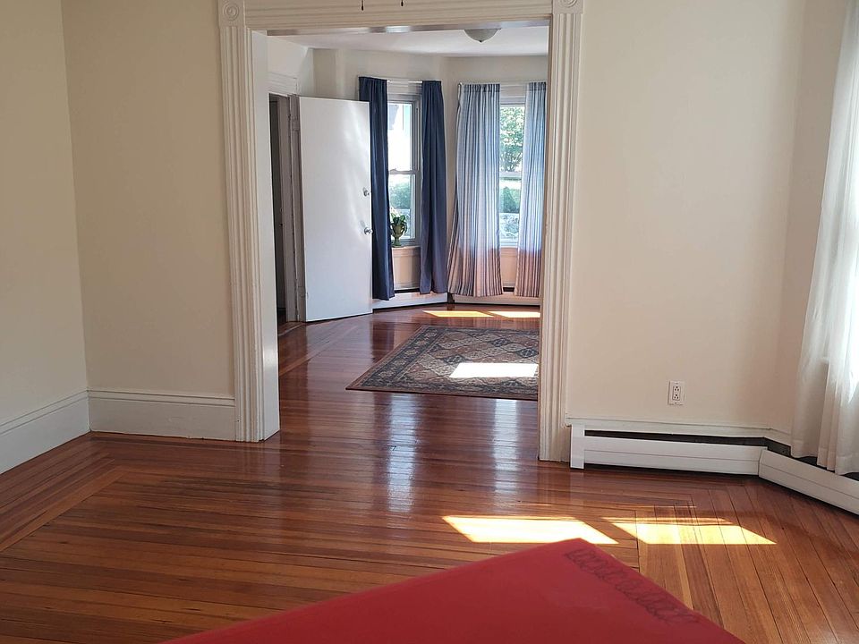 1st image of 137 Euclid Ave Floor 2