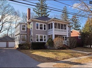 17 Briarfield Rd #1, Milton, MA 02186