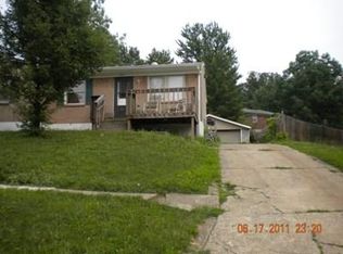 7921 Candleglow Ln, Louisville, KY 40214