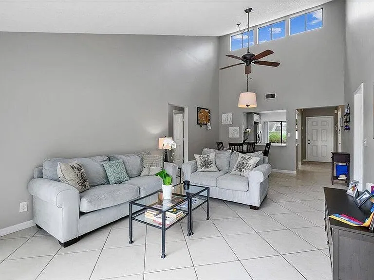 12875 Spinnaker Ln — Photo 4