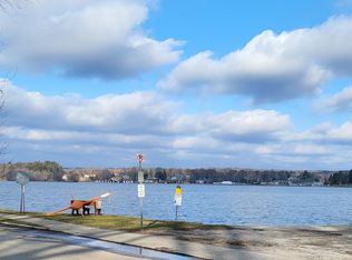 113 Lakeside Dr, Edinboro, PA 16412