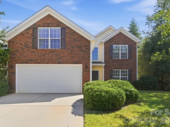 8353 Chatsworth Dr, Indian Land, SC 29707