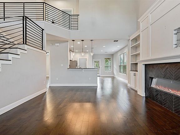 5th image of 1320 Goldilocks Ln