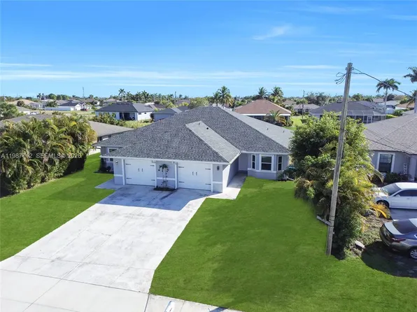 2032 NE 6th St, Cape Coral, FL 33909
