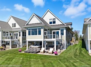 10049 Dixie Hwy, Ira, MI