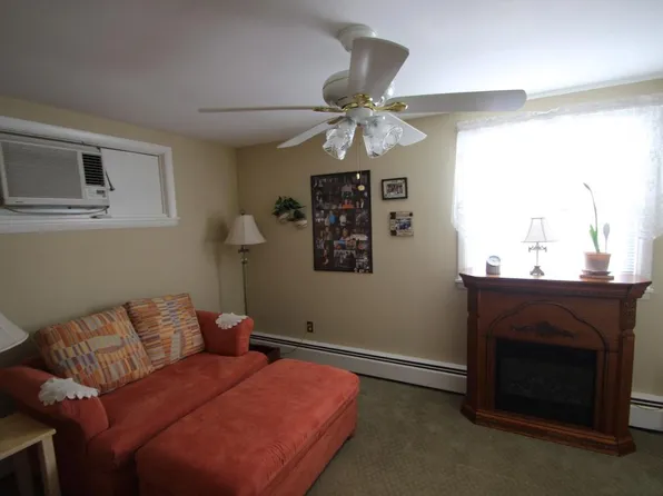 630 Sunset St, Clarks Summit, PA 18411