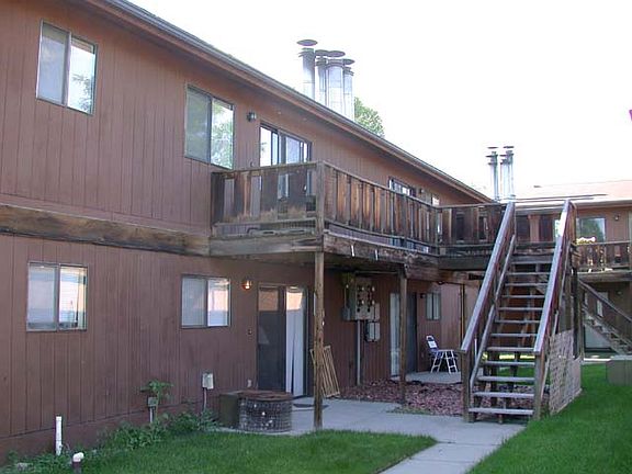 5th image of 1521 10th St W APT 10