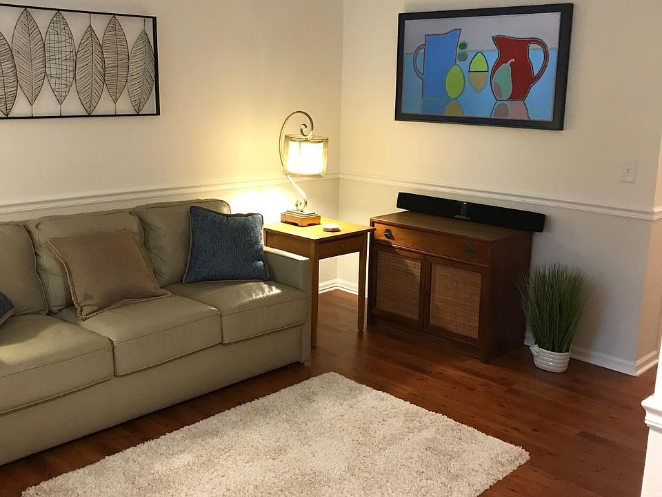 Living Room showing The Frame TV.