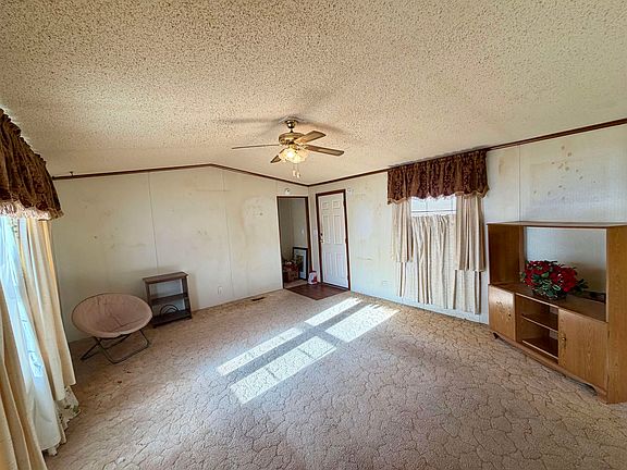 4th image of 514 1/2 Friendship Ct