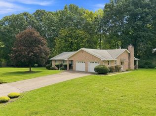 104 Oakcrest Dr, Monaca, PA 15061