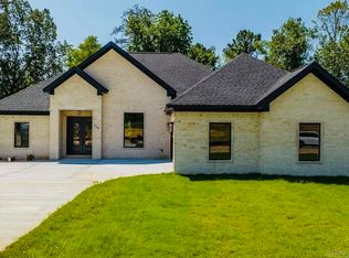 118 Harmony Village Dr, Benton, AR 72015