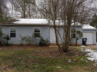 39 Heritage Rd, Fredericksburg, VA 22405