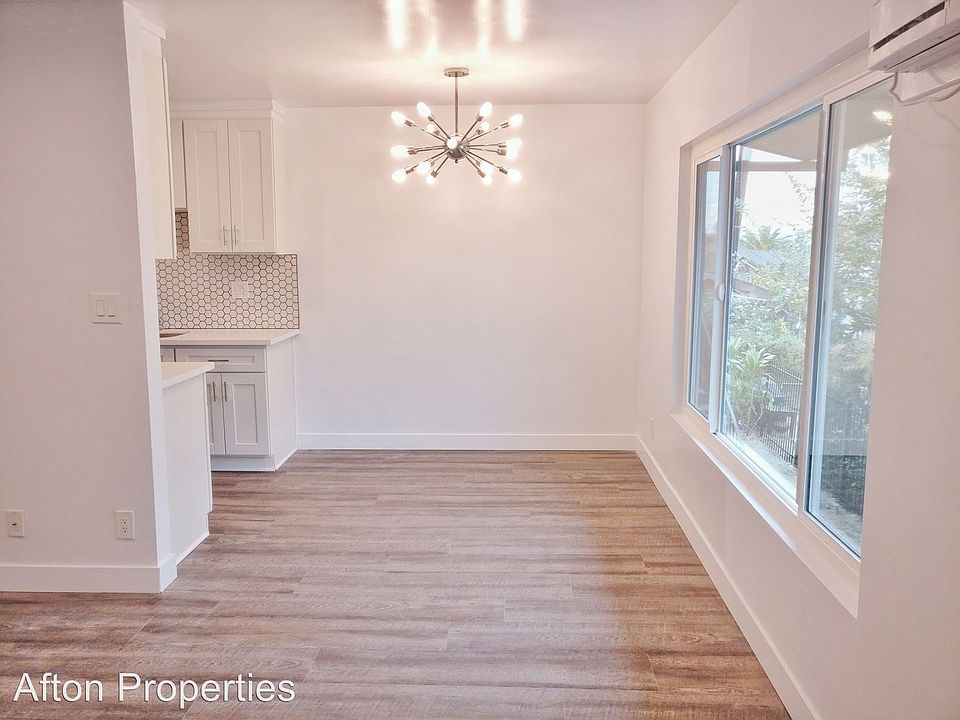 1st image of 127 Rosemont Ave APT 3