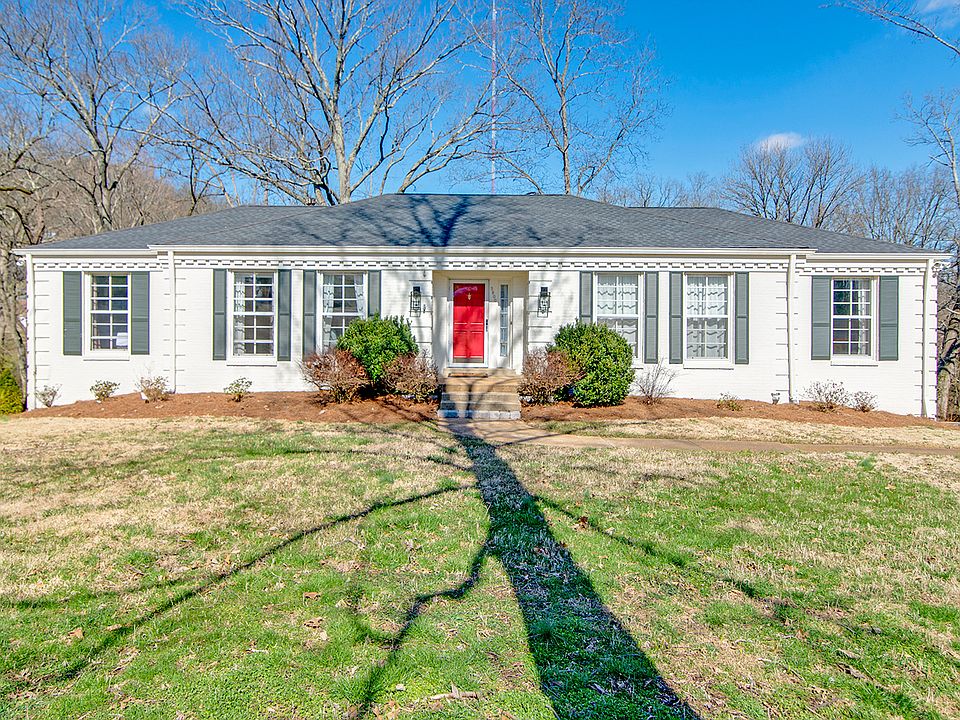 Beautiful Home in Hillwood