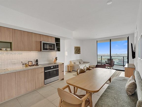 2nd image of 159 NE 6th St #3916