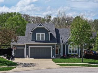 23716 W 53rd St, Shawnee, KS 66226