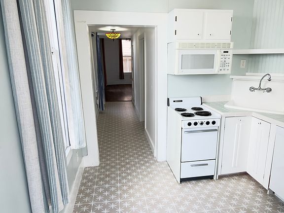 4th image of 900 Sabine St Unit 1