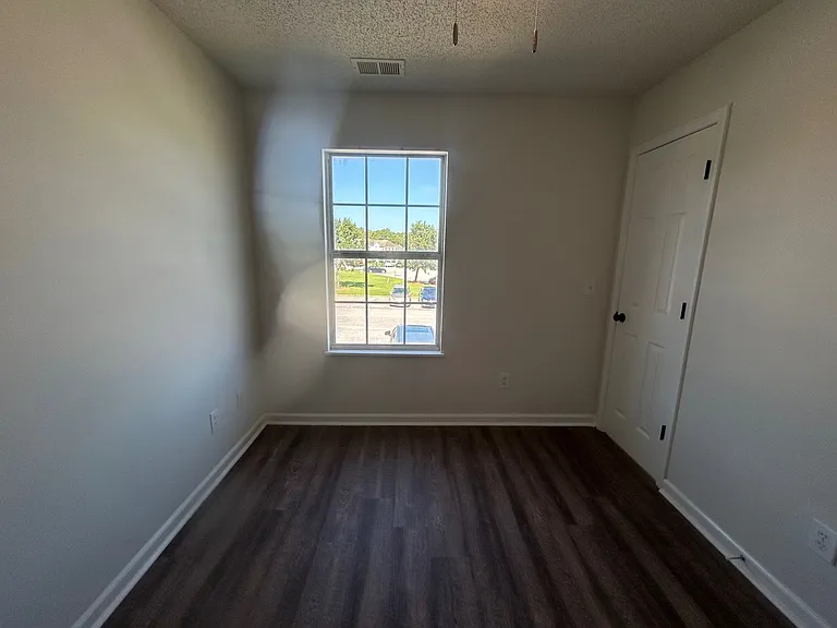 507 Summit Terrace Ct — Photo 28