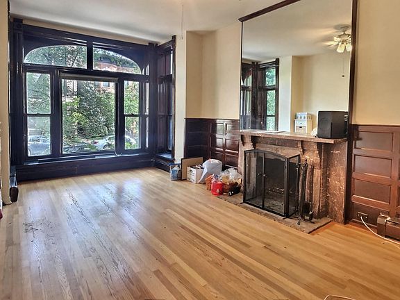 2nd image of 2134 N Cleveland Ave APT 1F