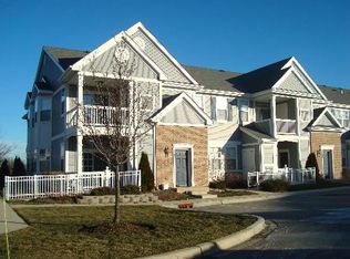 2215 Aurora Dr UNIT 23, Hampshire, IL 60140